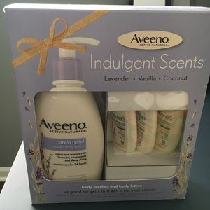 Aveno Indulgent Scents Lotion + Body Wash